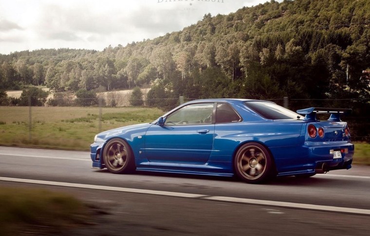 Nissan Skyline r34 4к