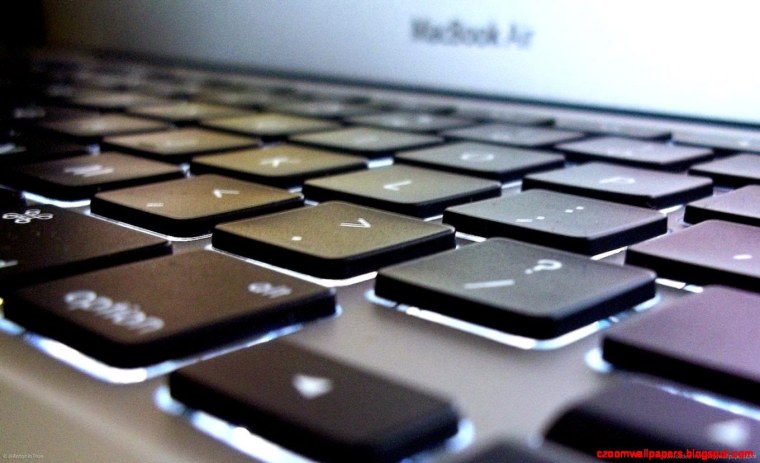 Ноутбук с подсветкой