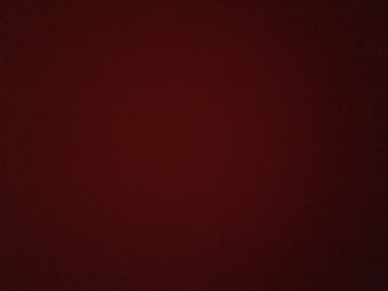 Темно бордовый фон