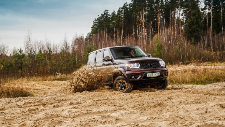 УАЗ Патриот на внедорожье