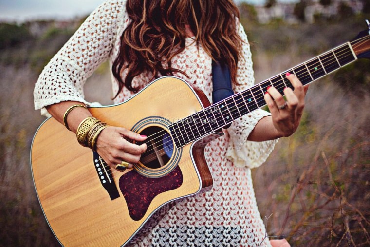 Гитара рука женщина