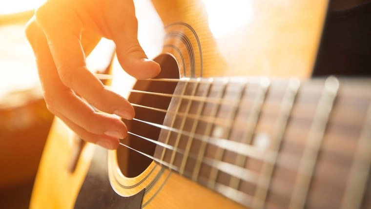 Руки гитариста