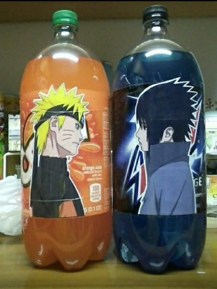 Мику Хатсуне пьет чай