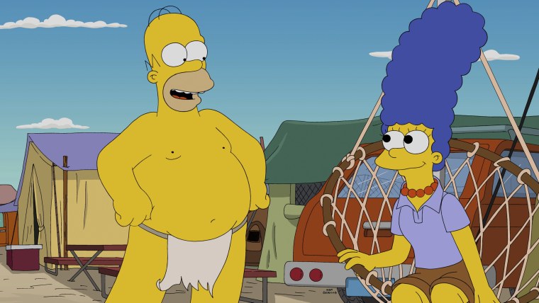 Marge Simpson в купальнике