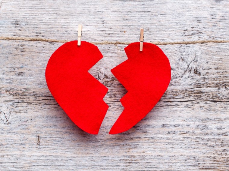 Красивое разбитое сердце