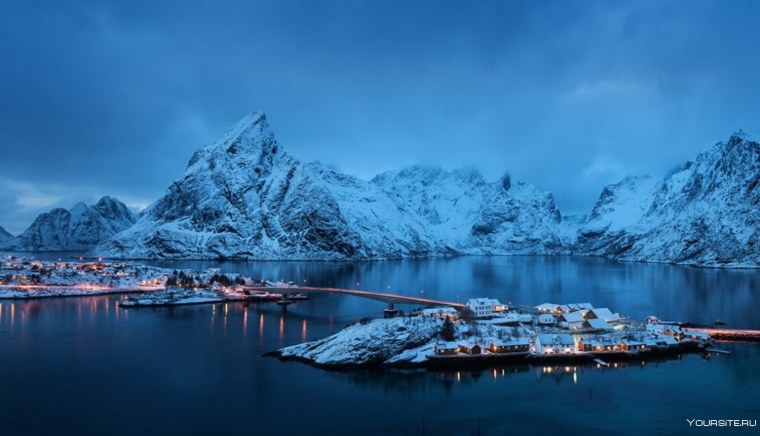 Гора Олстинден Норвегия деревушка Рейне