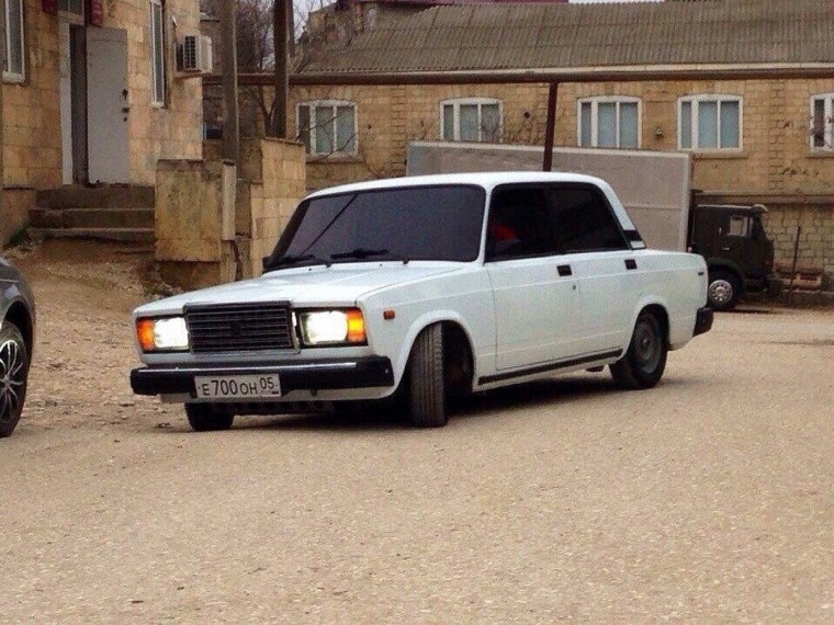 Жига белая ВАЗ 2107