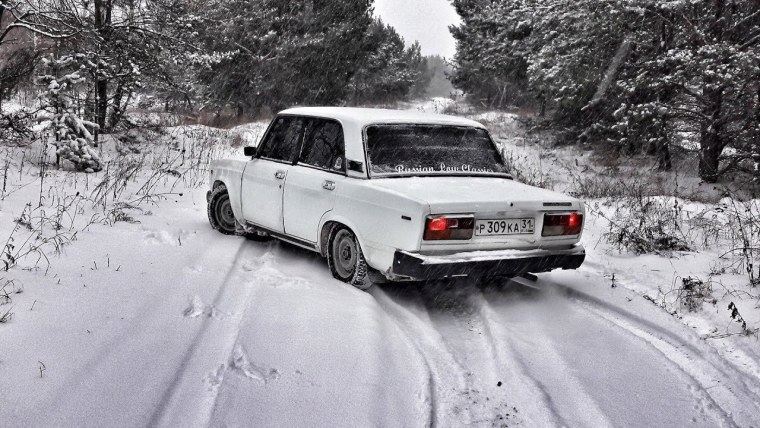 ВАЗ 2105 белая Бродяга