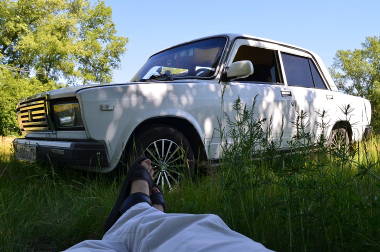 ВАЗ 2107 белая на дисках