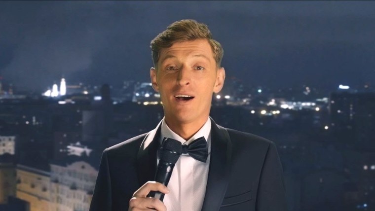 Павел Воля на белом фоне