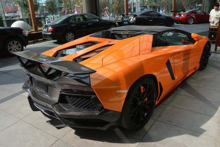 Lamborghini Aventador lp700-4 SV