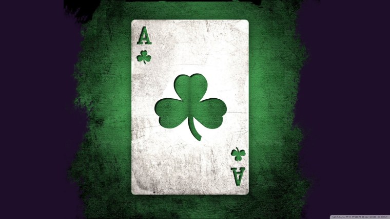 Ирландский Клевер четырехлистный символ