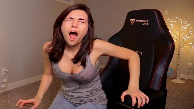 Стримерша Alinity