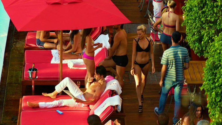 Марго Робби библиотекарша