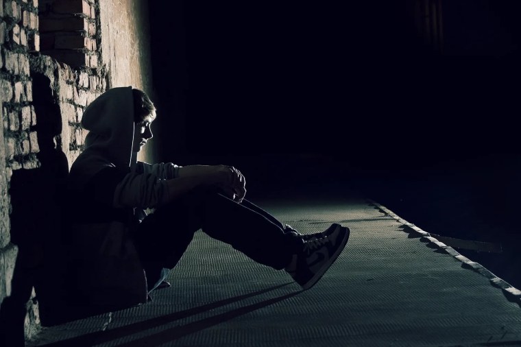 Аниме одинокий парень