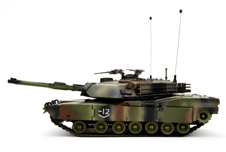 Российские танки на белом фоне для детей