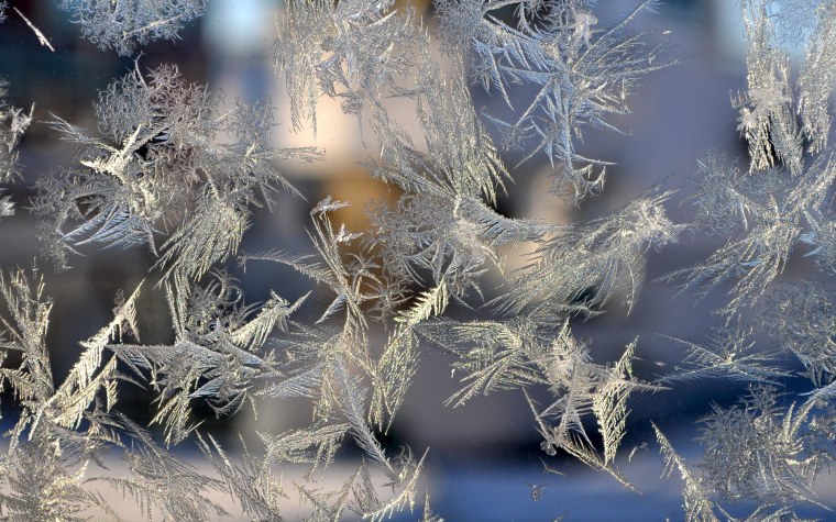 Обои снежинки