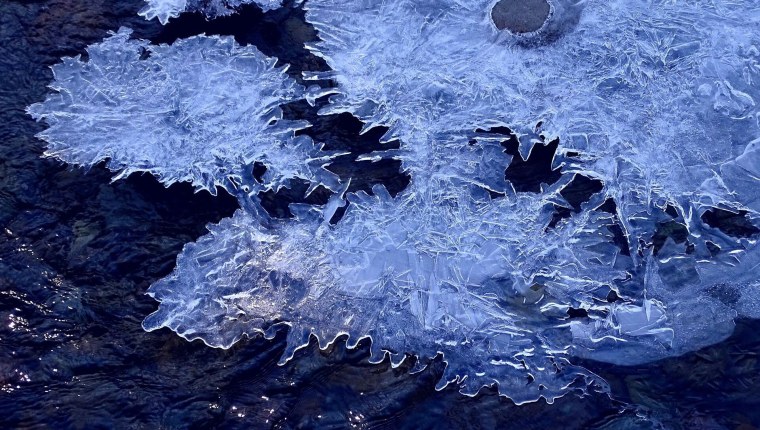 Бальмонт морозные узоры