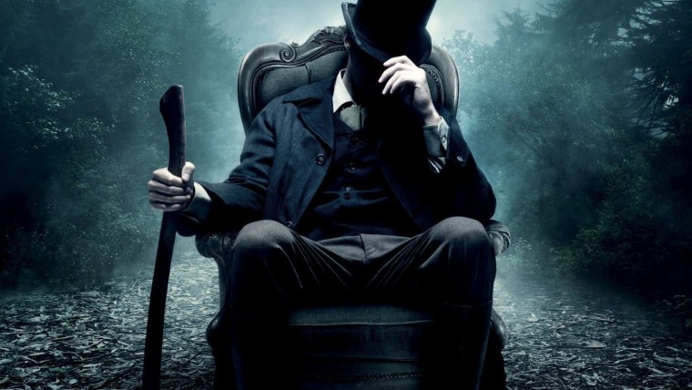 Парень с картами