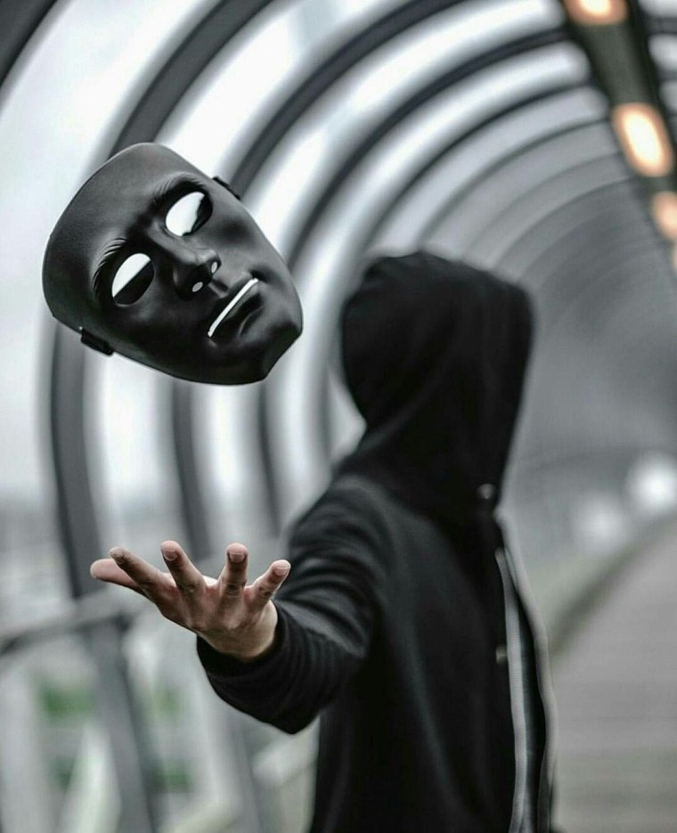 Человек с пистолетом