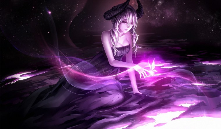 Аниме девушка фиолетовая