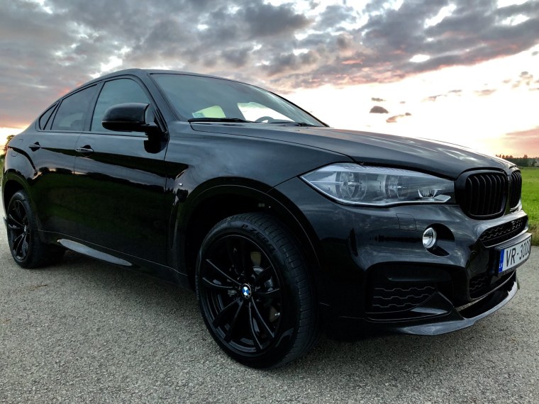 BMW x6 m черная