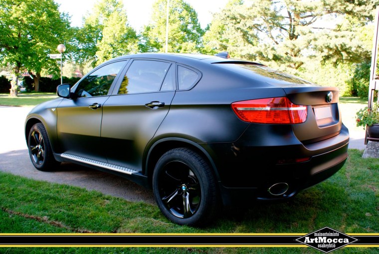 BMW x6 черная матовая