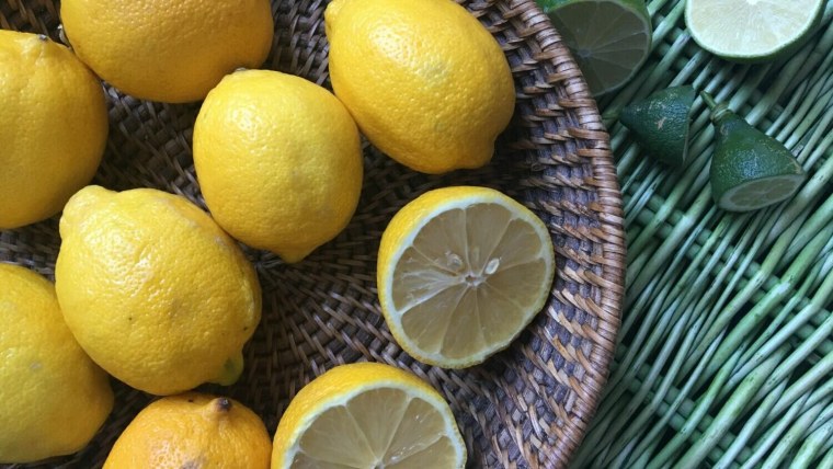 Пористый лимон