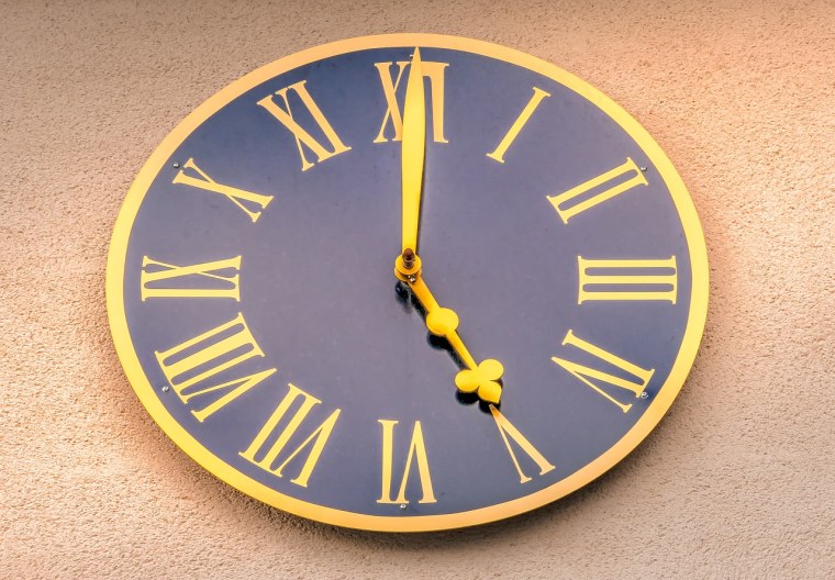 Часы 5 часов