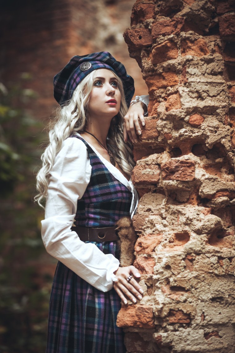 Лейси Леннон School