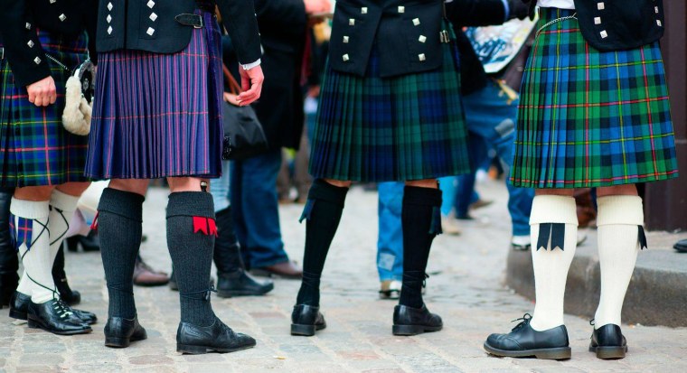 Carrie LACHANCE учитель