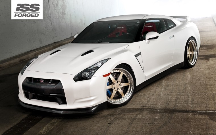 Nissan GTR r35 White