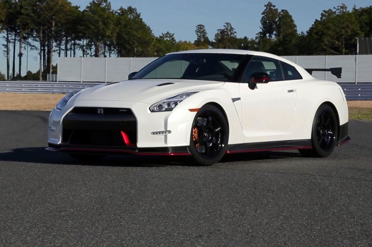Nissan GTR 2015