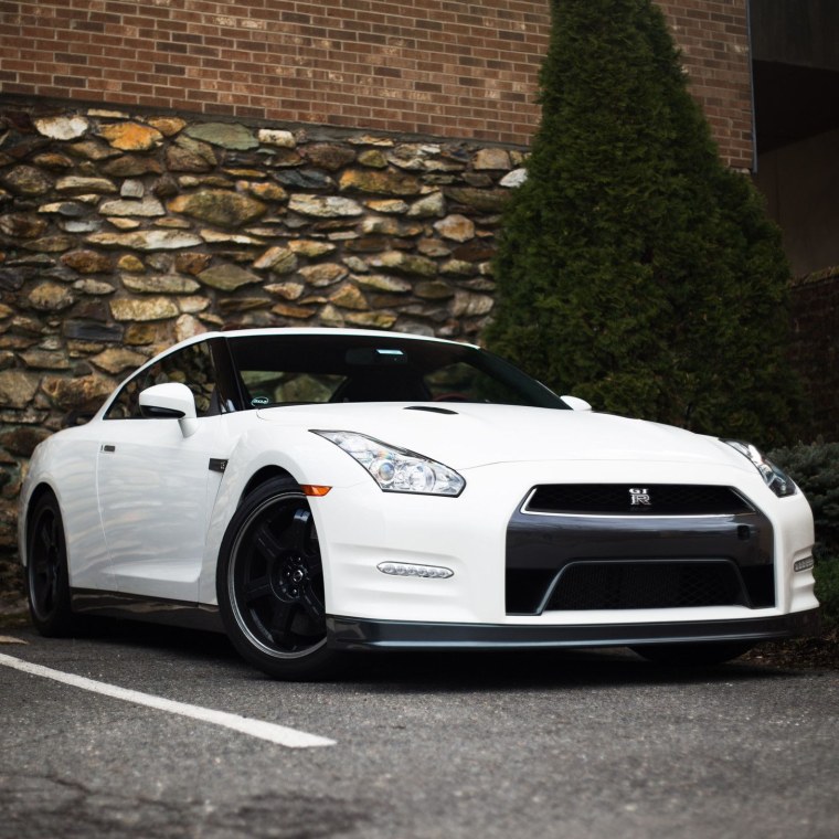 Nissan GTR r35 Сток