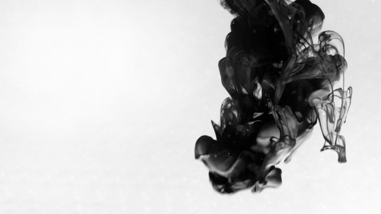 Черная краска в воде