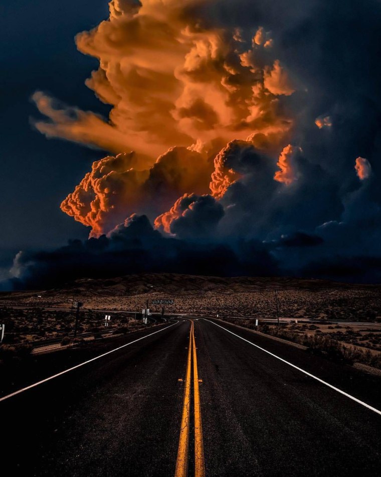 Поле в огне