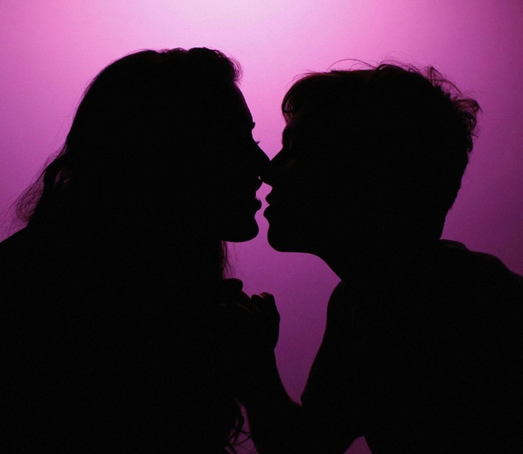 Поцелуй теней