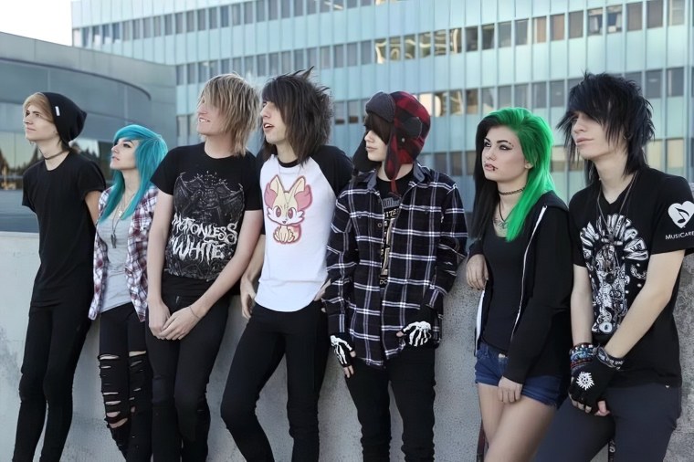 Молодежная субкультура эмо