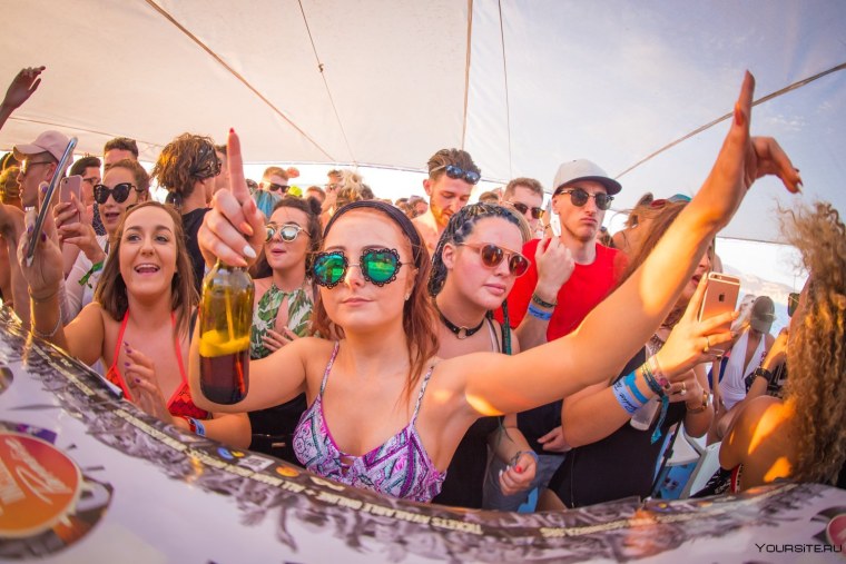 Вечеринка на Ибице фильм