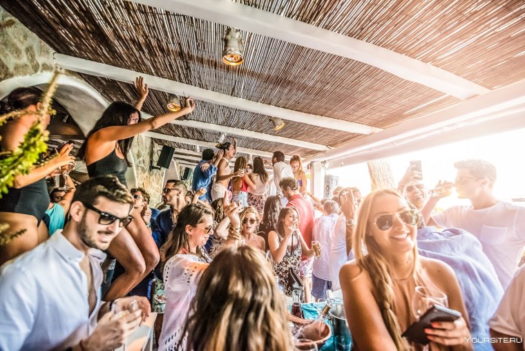 Тусовки на Ибице