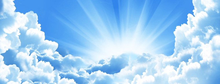 Голубое небо с облаками