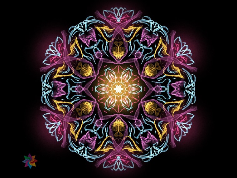 Мандала на белом фоне