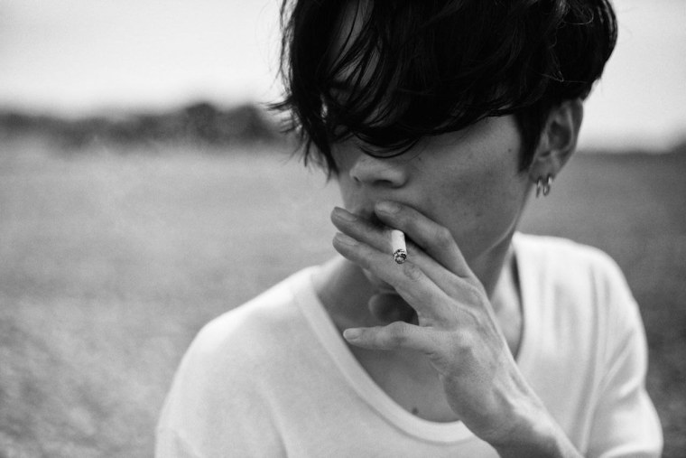 Парень с сигаретой