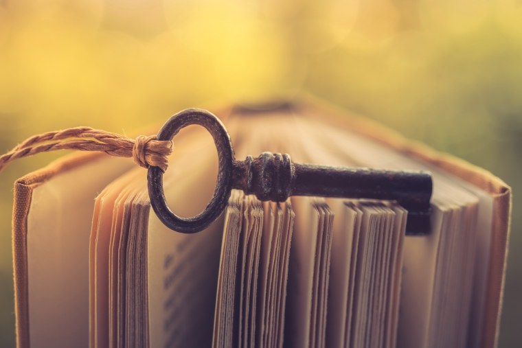 Книга макро