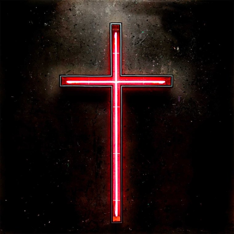 Крест на черном фоне