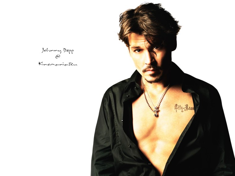 Джонни Депп с сигаретой
