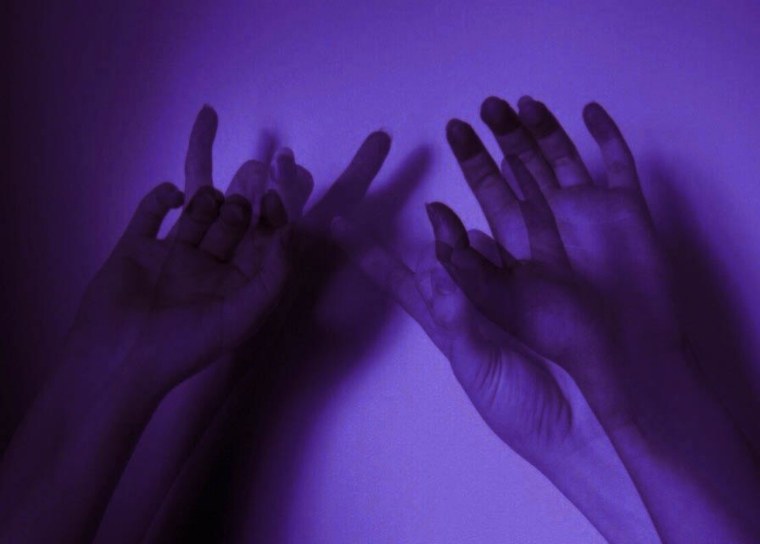 Фиолетовый неон Эстетика