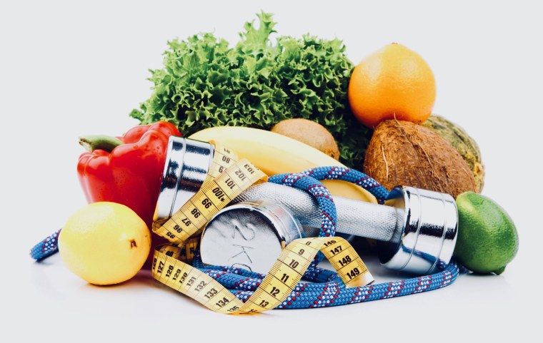 Девушка с лотосом