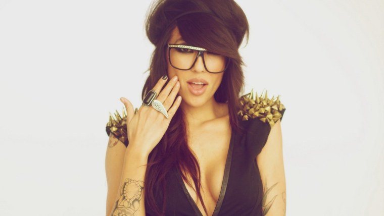 Девушка бандитка