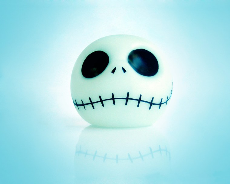 Страшный клоун в темноте